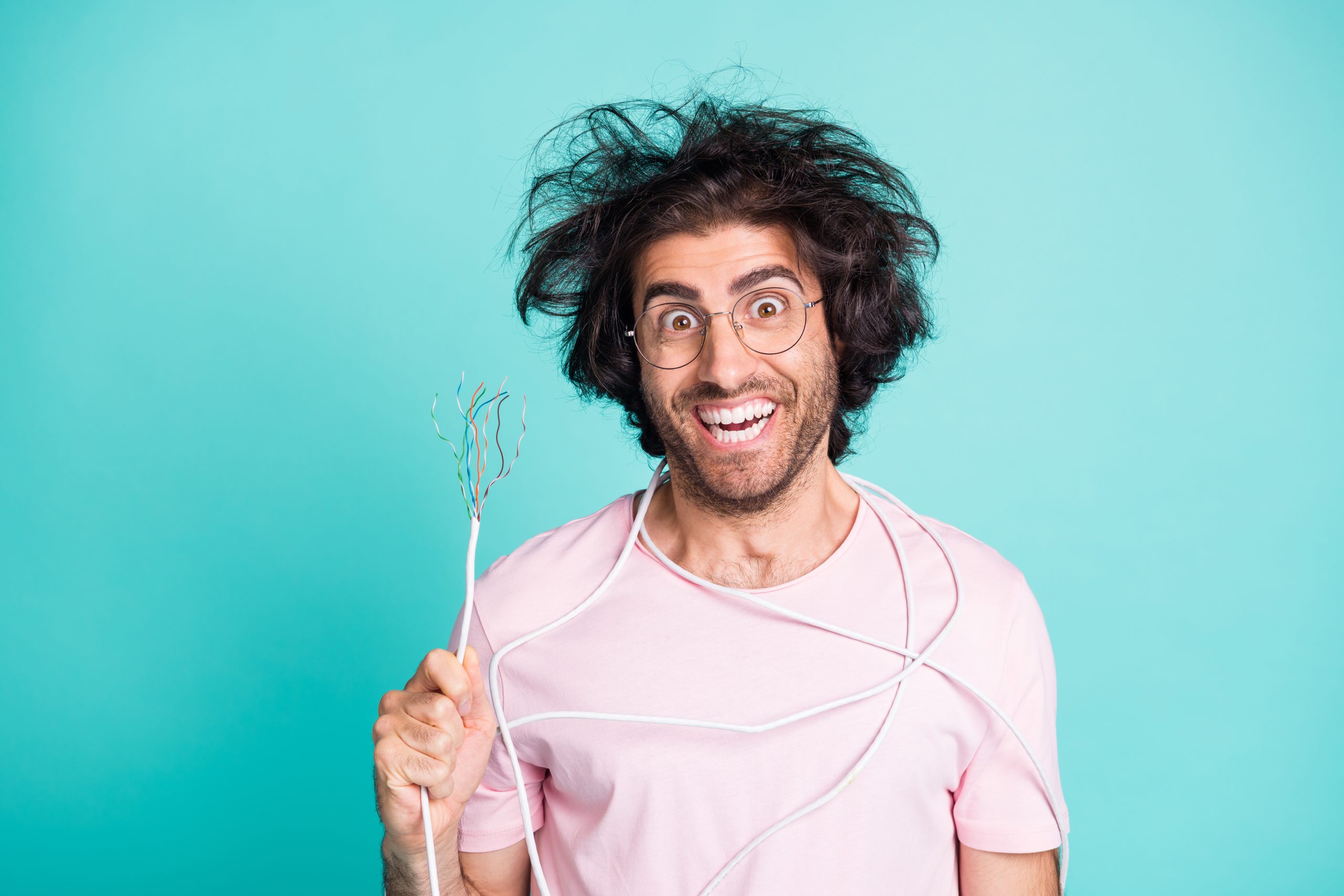Portrait,Of,Weird,Comedian,Person,Arm,Hold,Broken,Cable,Toothy